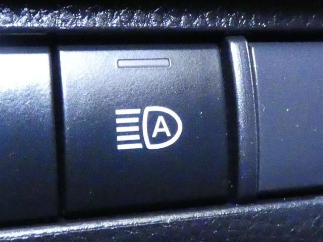 Toyota Harrier 3