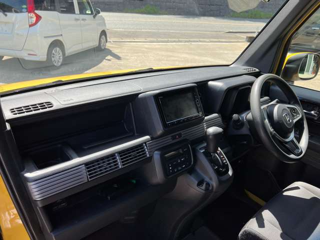 Honda N-VAN 12