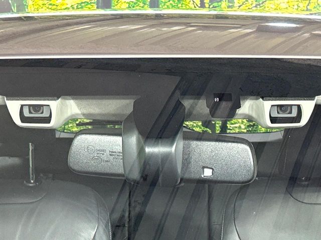Subaru Legacy Outback 6