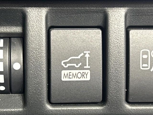 Subaru Legacy Outback 9