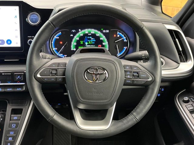 Toyota Voxy 12