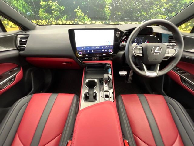 Lexus NX 2