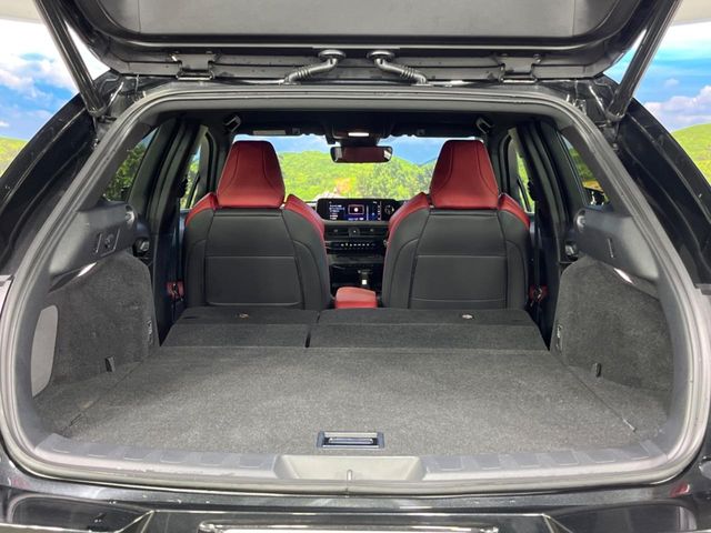Lexus UX 11