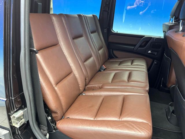 Mercedes-Benz G-Class 10
