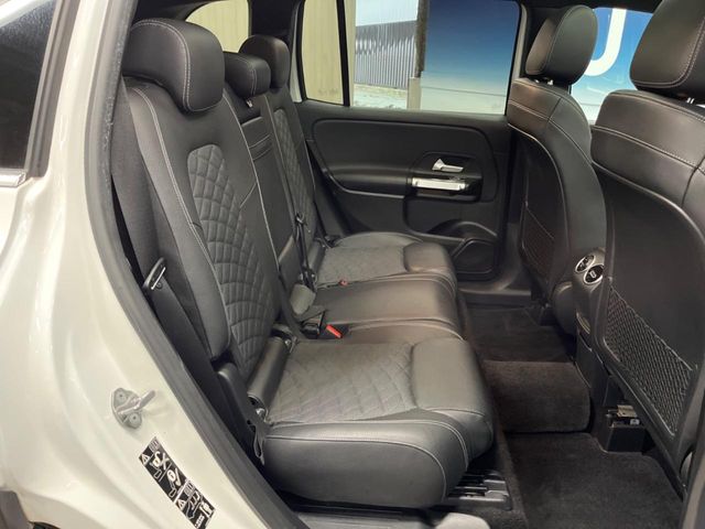 Mercedes-Benz GLB 10