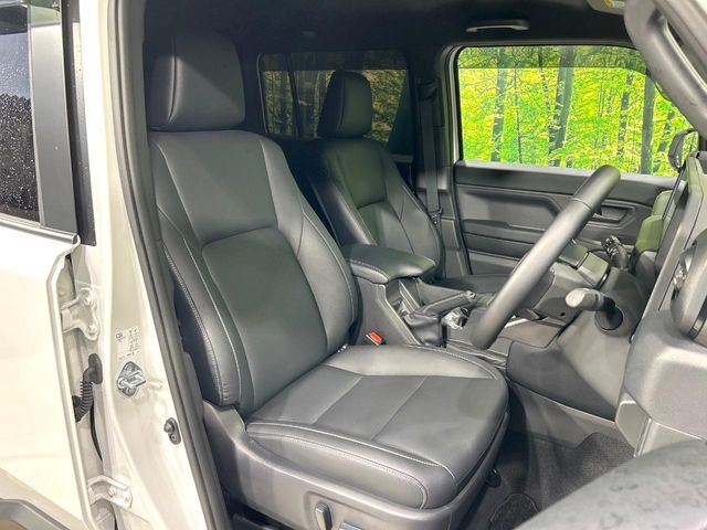 Toyota Land Cruiser FJ 8