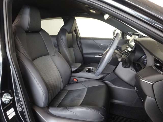 Toyota Harrier 4