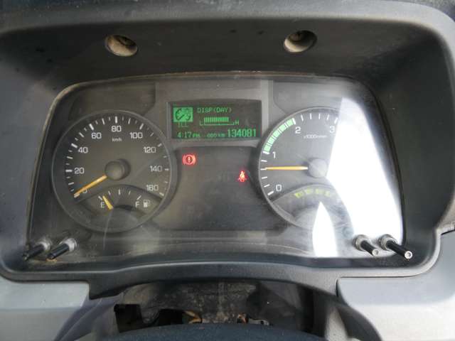 Mitsubishi Fuso Canter 13