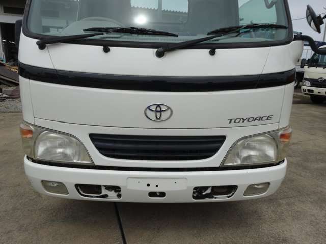 Toyota Toyoace 4