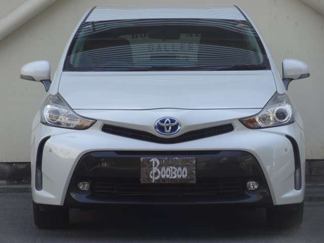 Toyota Prius α 6