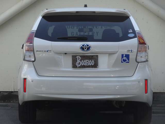 Toyota Prius α 7