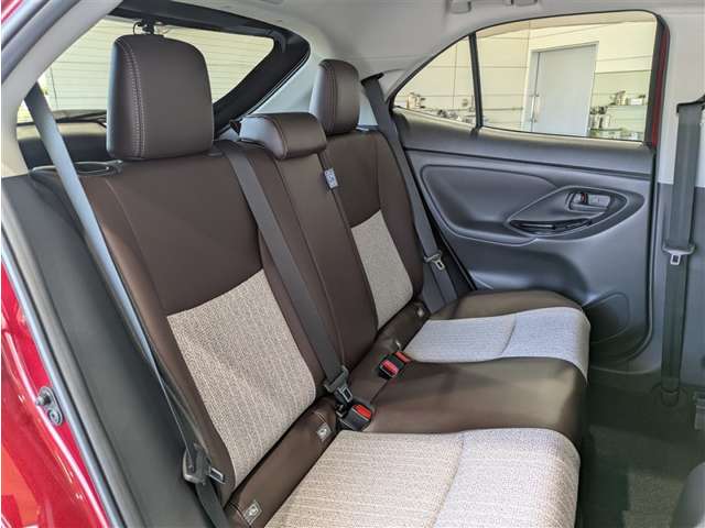 Toyota Yaris Cross 12