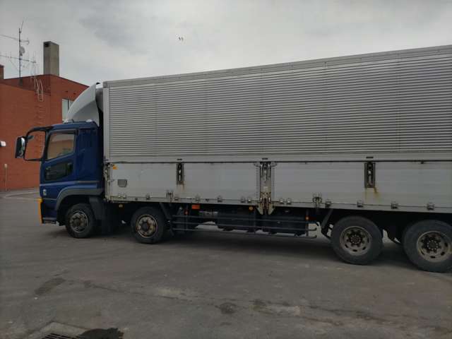 Mitsubishi Fuso Super Great 10