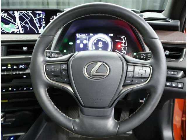Lexus UX 6