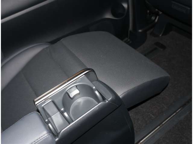 Toyota Alphard 11
