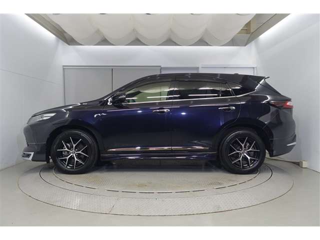 Toyota Harrier 2