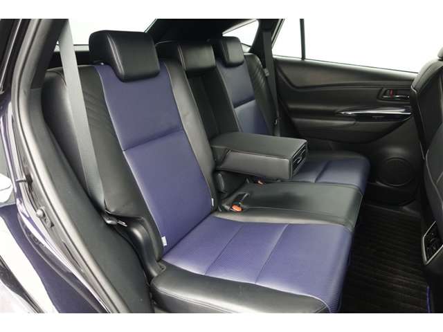 Toyota Harrier 8