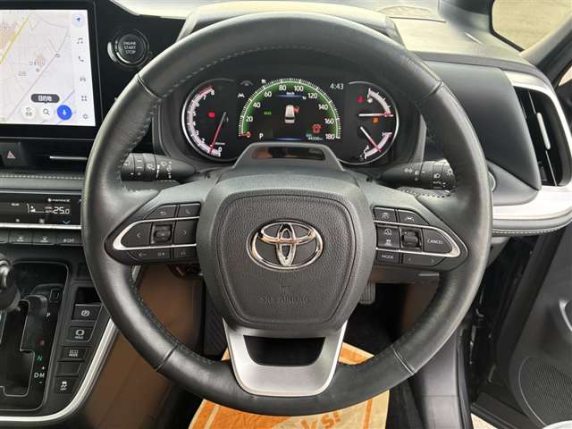 Toyota Noah 8