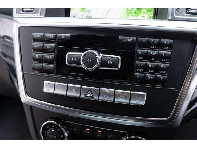 Mercedes-Benz MClass 12
