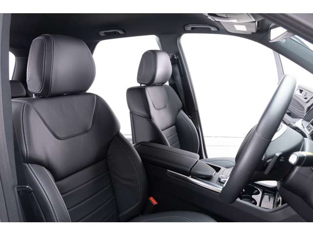 Mercedes-Benz MClass 10