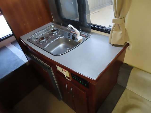 Toyota Camroad 11