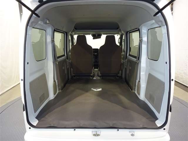 Suzuki Every 8