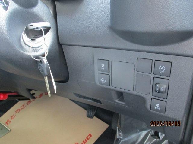 Toyota Town Ace Van 7