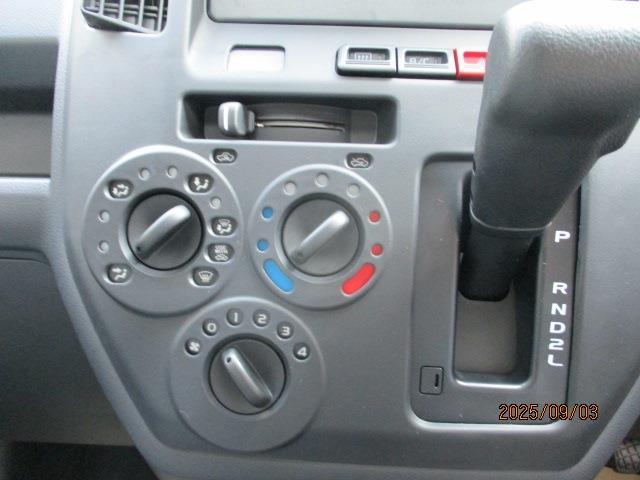 Toyota Town Ace Van 10