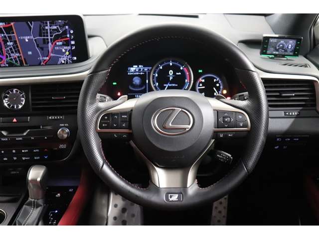 Lexus RX 9