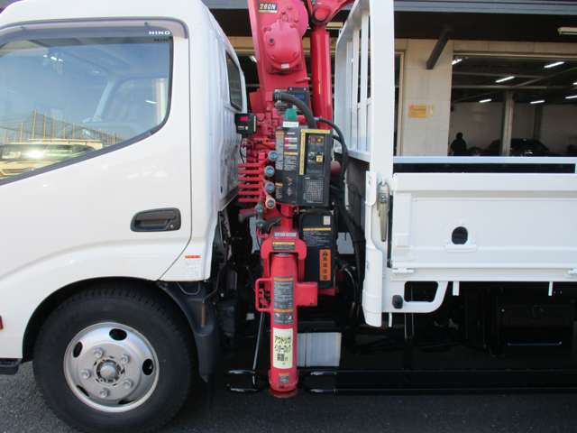 Hino Dutro 11
