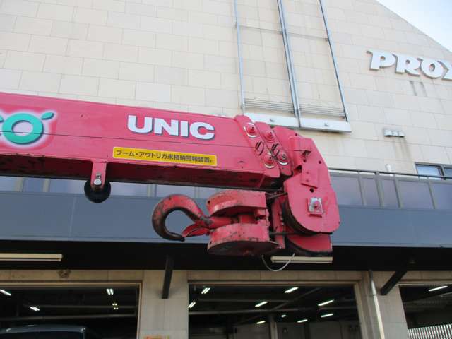 Hino Dutro 10