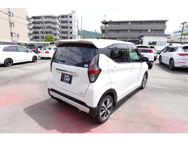 Mitsubishi eK X 11