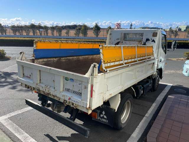 Mitsubishi Fuso Canter 10