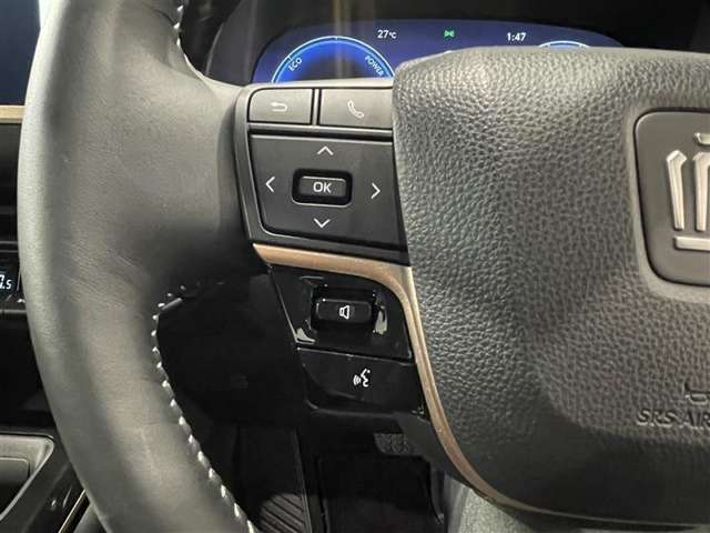 Toyota Crown Crossover 11