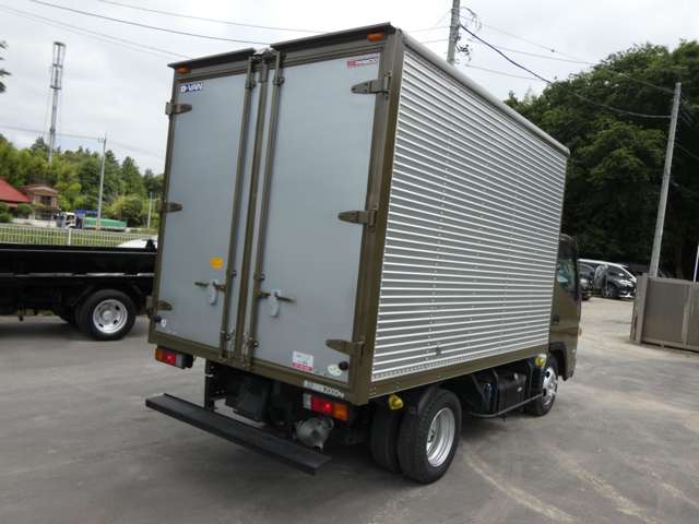 Mitsubishi Fuso Canter 6