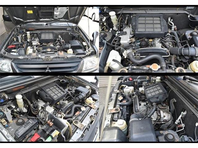 Mitsubishi Pajero Mini 12