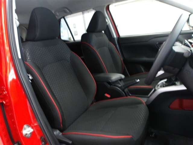 Daihatsu Rocky 12