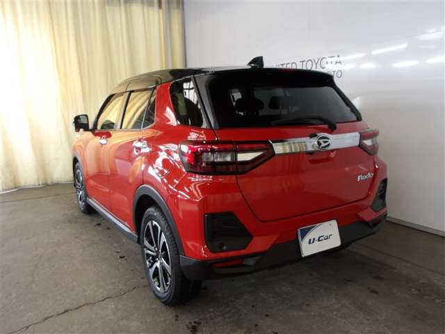 Daihatsu Rocky 3