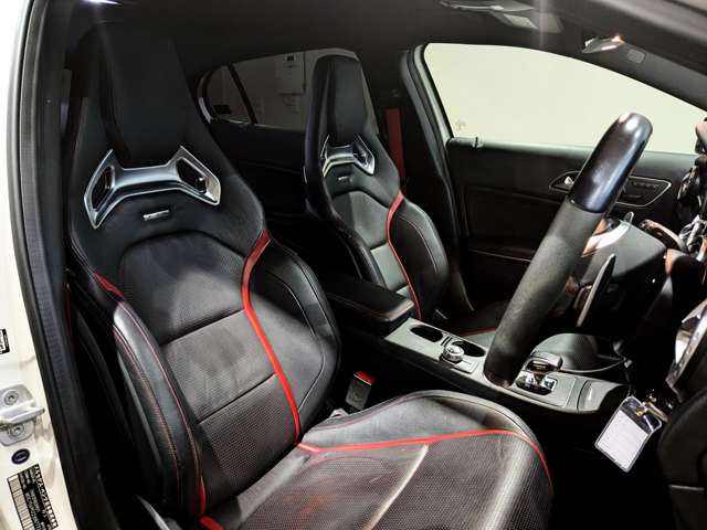 Mercedes-Benz GLA-Class 3