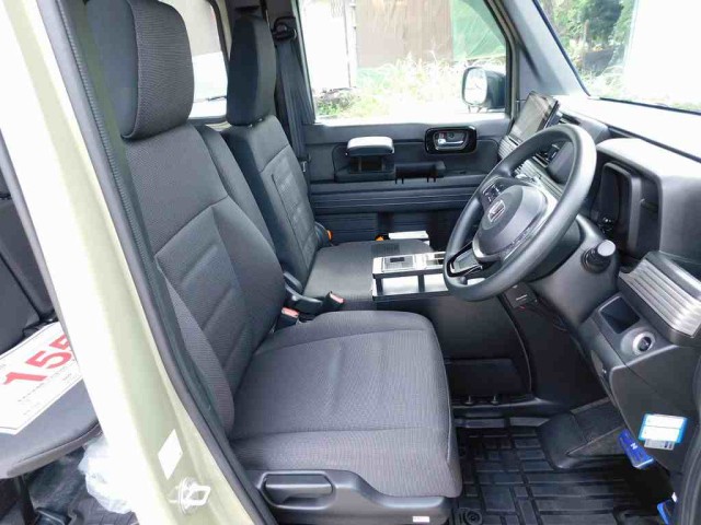 Honda N-VAN 6