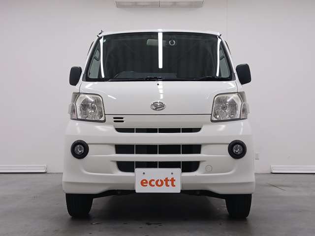 Daihatsu Hijet Cargo 7