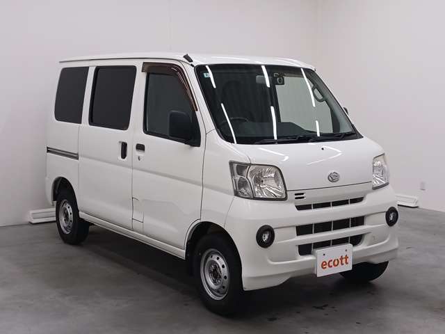 Daihatsu Hijet Cargo 8