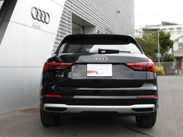 Audi Q3 6