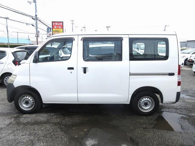 Toyota Town Ace Van 5