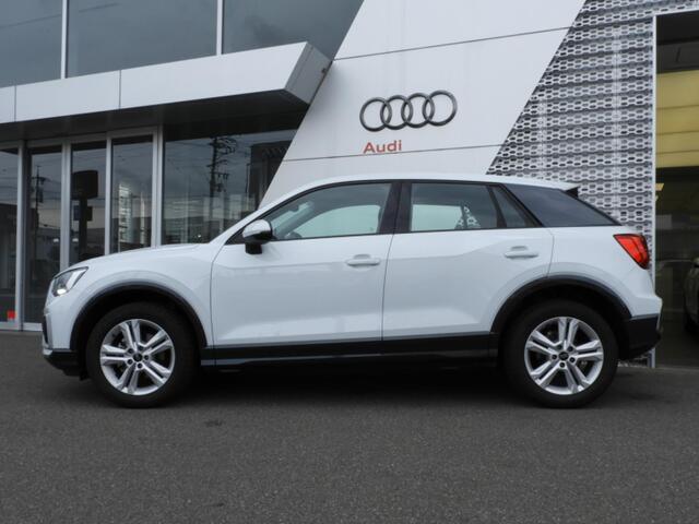Audi Q2 3