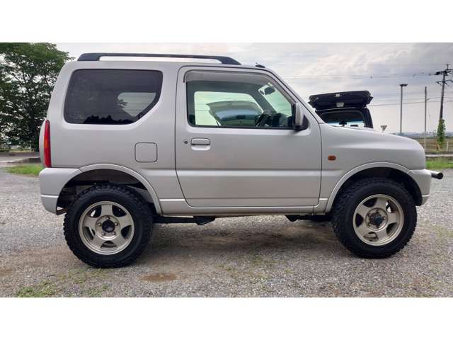 Mazda AZ-オフロード 4