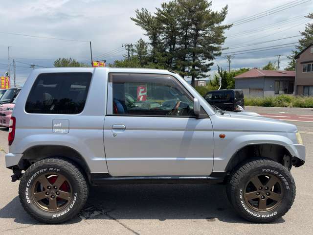 Mitsubishi Pajero Mini 10