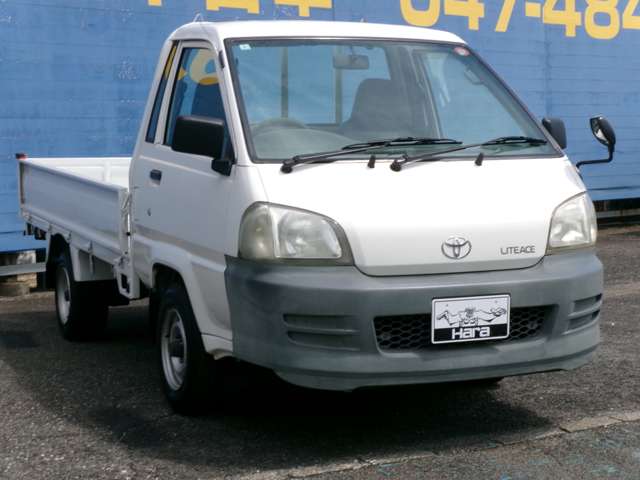 Toyota Light Ace Truck 12