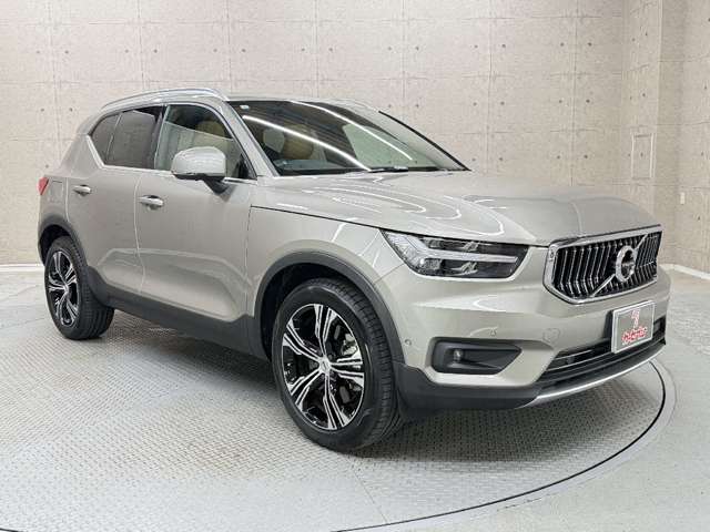 Volvo XC40 11