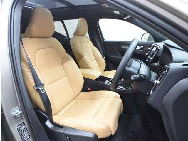 Volvo XC40 7